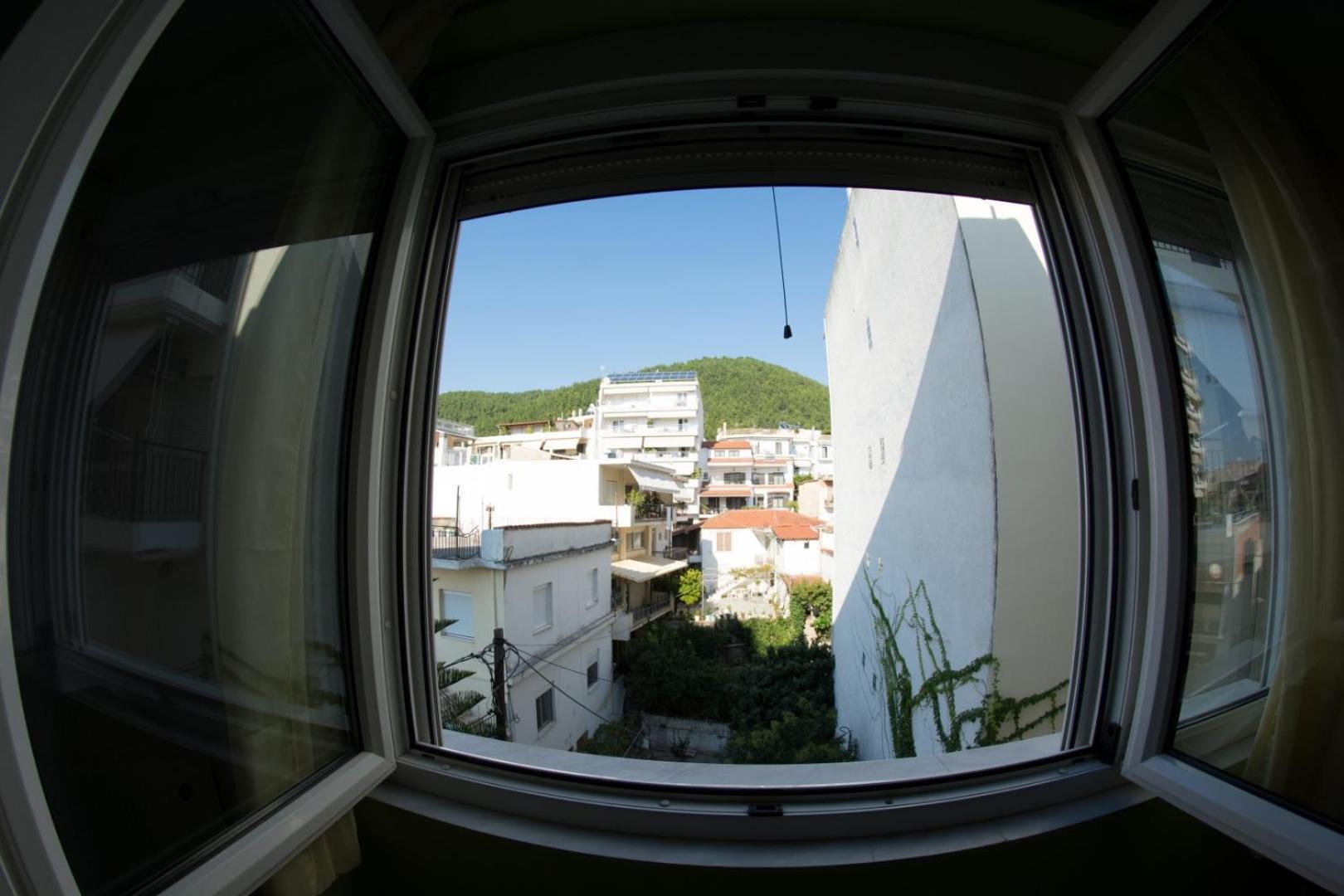 Maria'S Roomstudios Apartments Flats To Let Seaside Heart City Chantzara Spyropoulos إيغومينيتسا المظهر الخارجي الصورة