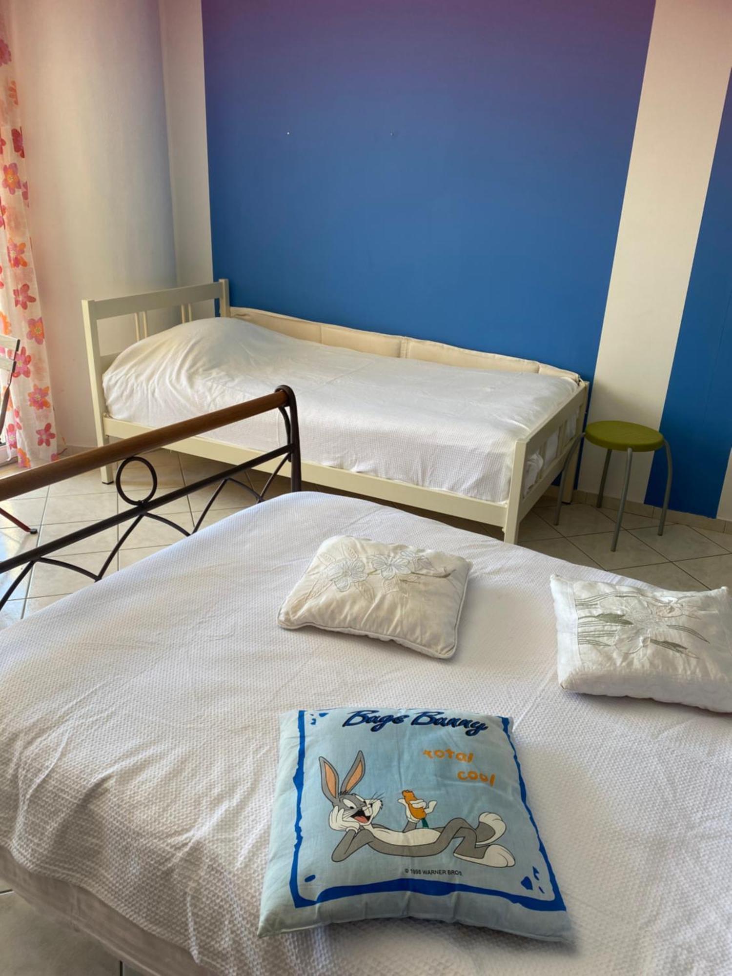 Maria'S Roomstudios Apartments Flats To Let Seaside Heart City Chantzara Spyropoulos إيغومينيتسا المظهر الخارجي الصورة
