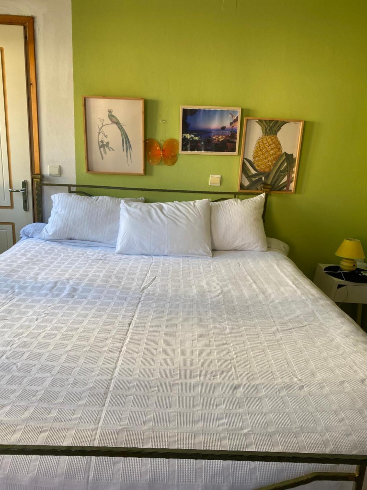 Maria'S Roomstudios Apartments Flats To Let Seaside Heart City Chantzara Spyropoulos إيغومينيتسا المظهر الخارجي الصورة