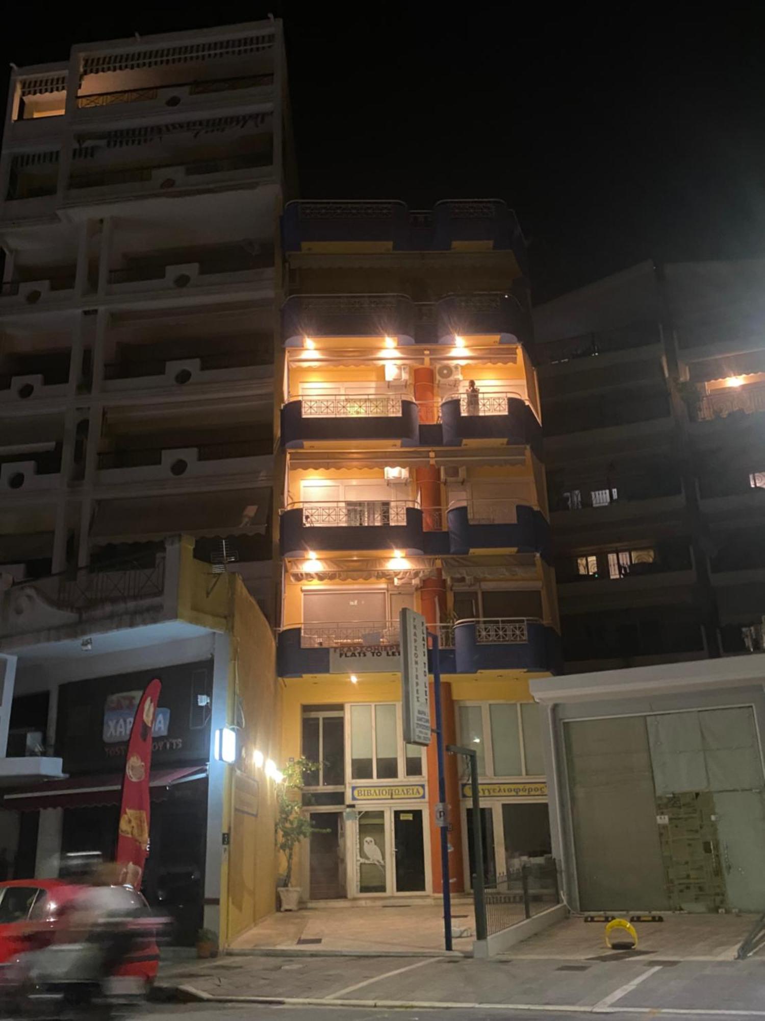Maria'S Roomstudios Apartments Flats To Let Seaside Heart City Chantzara Spyropoulos إيغومينيتسا المظهر الخارجي الصورة