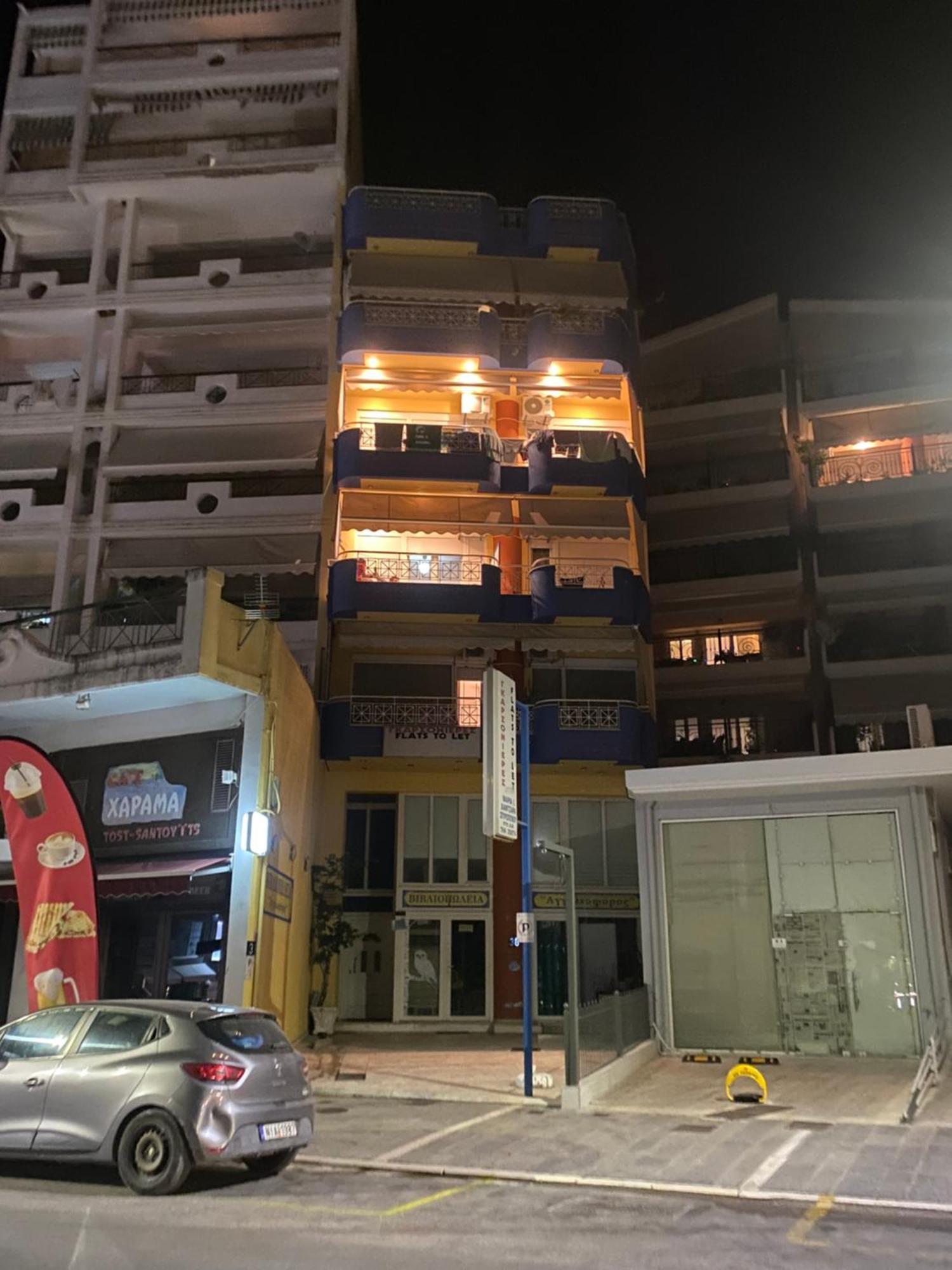 Maria'S Roomstudios Apartments Flats To Let Seaside Heart City Chantzara Spyropoulos إيغومينيتسا المظهر الخارجي الصورة